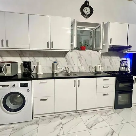Сasa de vacaciones Art House Pagoi Sleeps 6 Parking 5 Min To *