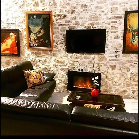 Art House Pagoi Sleeps 6 Parking 5 Min To Agios Georgios Pagon